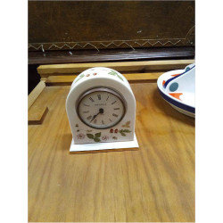 RELOJ PORCELANA WEDGWOOD