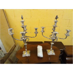 PAREJA CANDELABROS METAL...