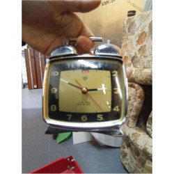 RELOJ DESPERTADOR