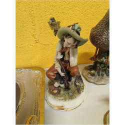 FIGURA CAZADOR CAPODIMONTE