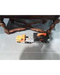 CAMION BLACK AND DECKER