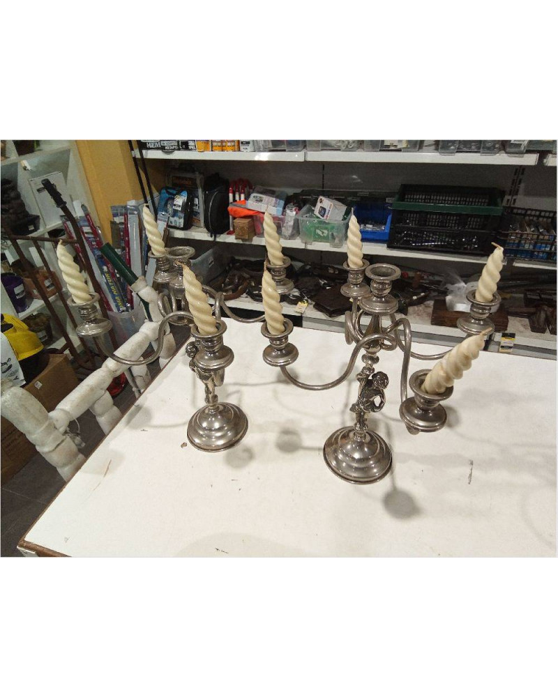 PAREJA CANDELABROS