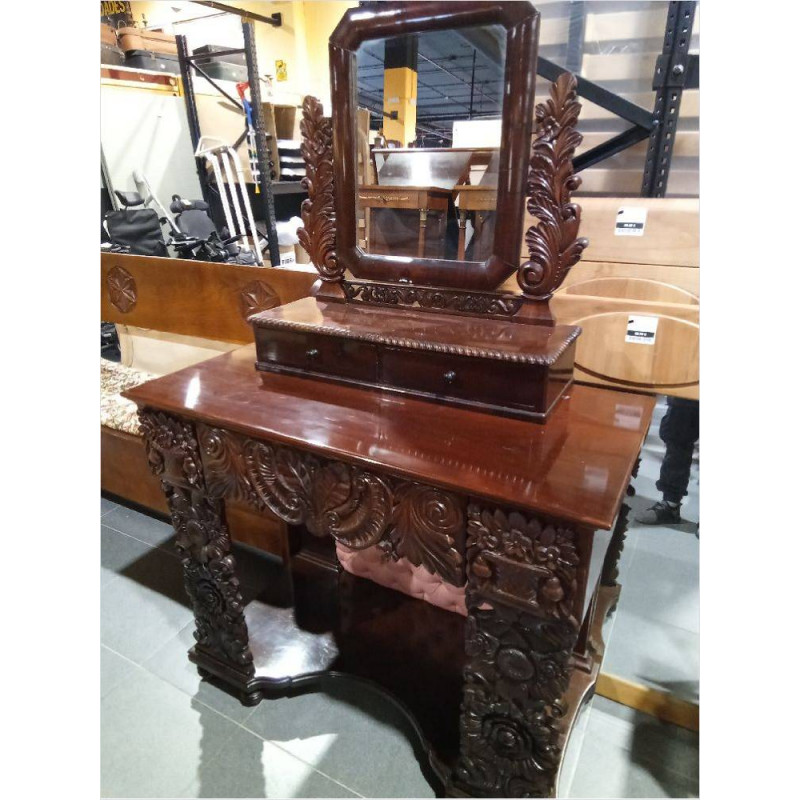 MUEBLE ANTIGUO CAOBA  TALLADO