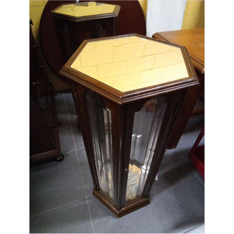 VITRINA/PEANA HEXAGONAL