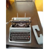 MAQUINA ESCRIBIR OLIVETTI STIDIO 44