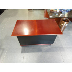 MESA AUXILIAR CON BAUL