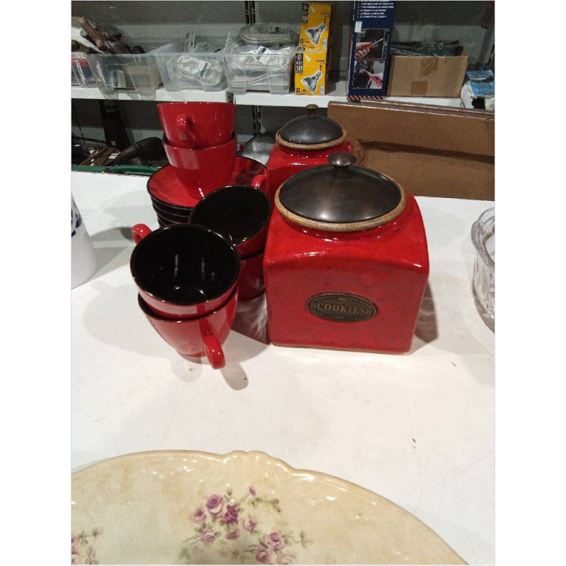 CONJUNTO 6 TAZAS CON PLATO Y 2 BOTES ROJOS