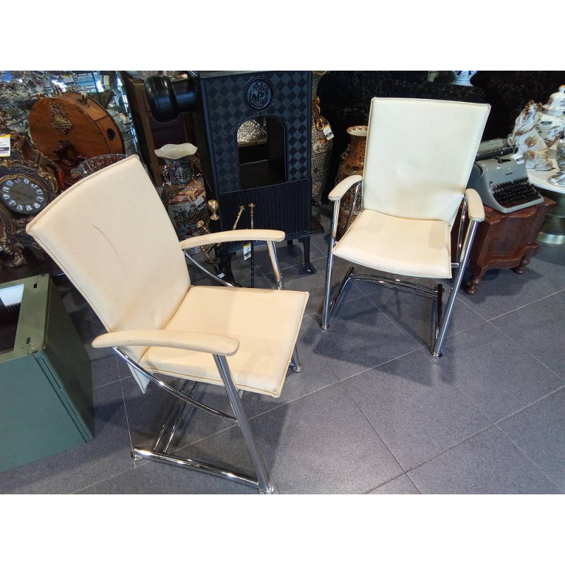 SILLA CROMADA Y PIEL