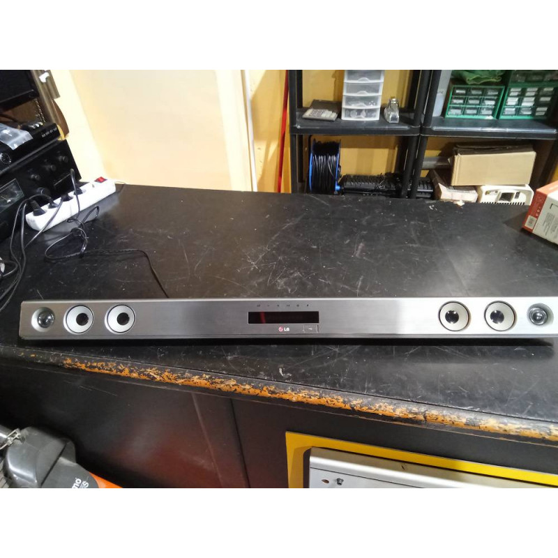 BARRA DE SONIDO CON MANDO LG NB2431A