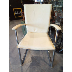 SILLA CROMADA Y PIEL