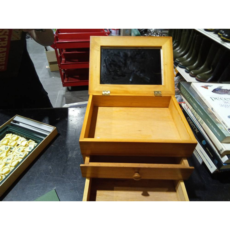 MUEBLE PEQUEÑITO