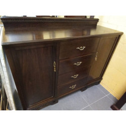 COMODA APARADOR CASTAÑO