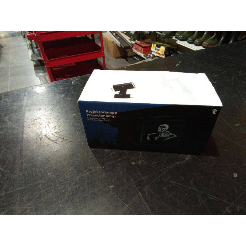 PROYECTOR ESQUELETO 