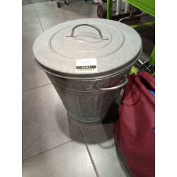 CUBO METÁLICO