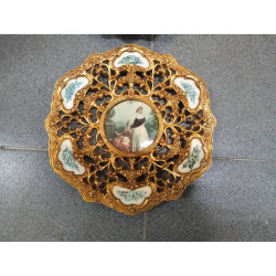 PLATO ANTIGUO DECORATIVO...