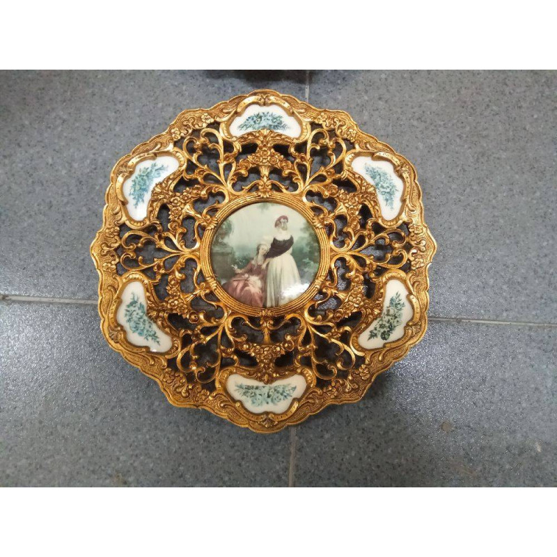 PLATO ANTIGUO DECORATIVO BRONCE