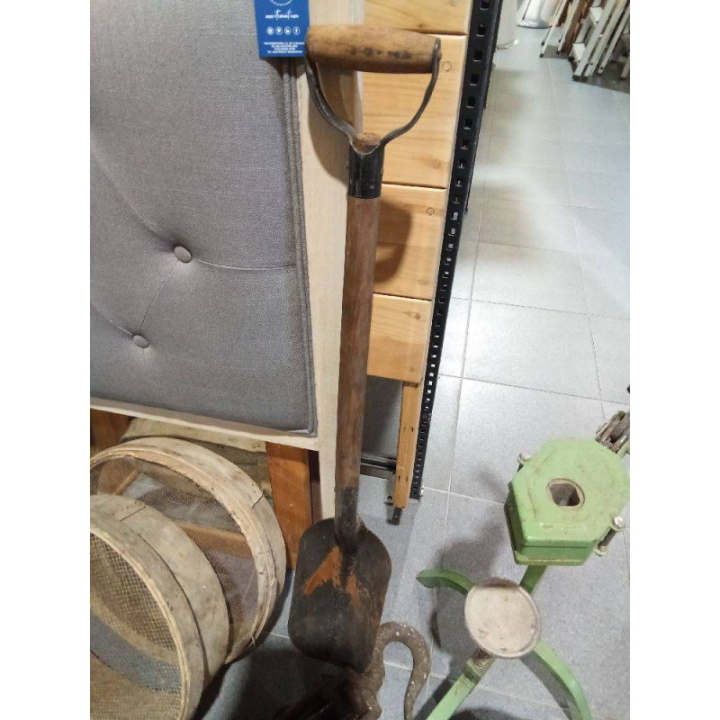PALA CARBONERA