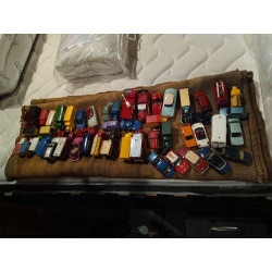 COCHE MINIATURA DE COLECCION