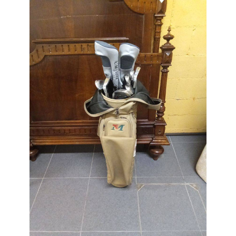 BOLSA CON PALOS DE GOLF