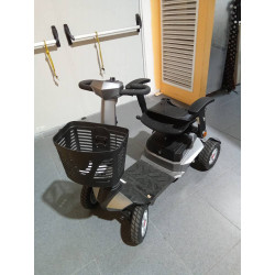 SCOOTER DE MOVILODAD...