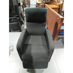 SOFA ELEVADOR Y REPOSO NEGRO
