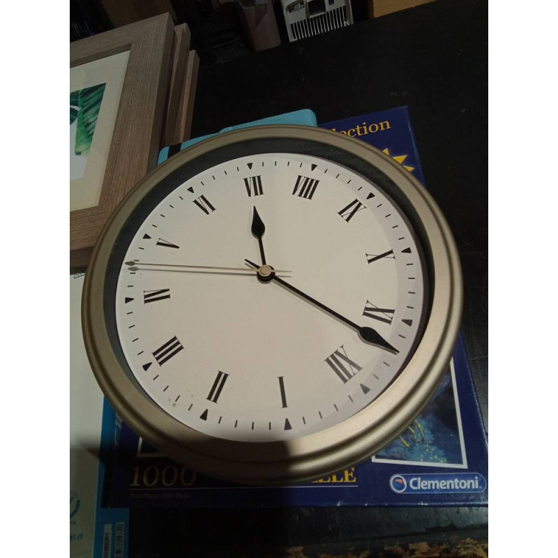 RELOJ