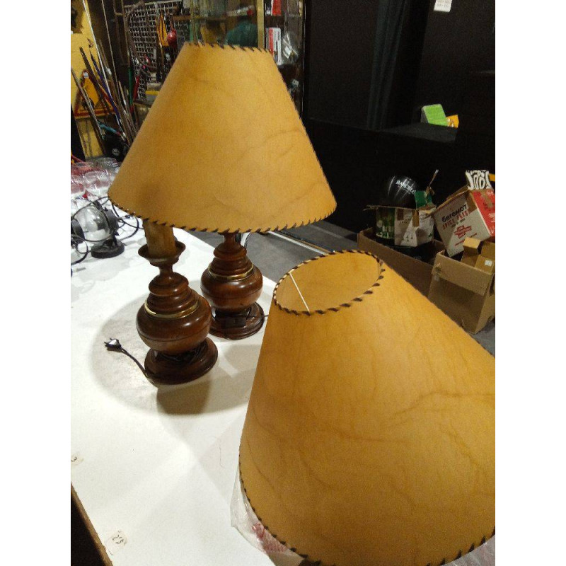 LAMPARA SOBREMESA MADERA