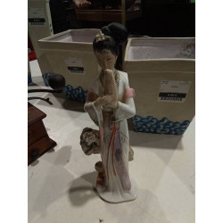 FIGURA GEISHA