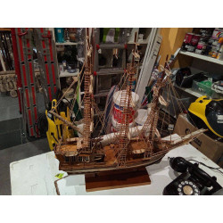 MAQUETA BARCO