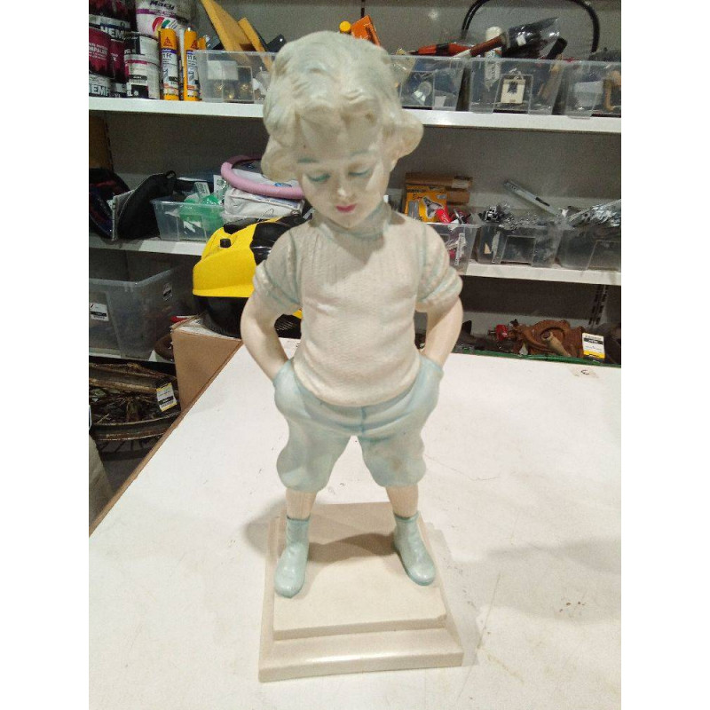 NIÑO AZUL Y BLANCO