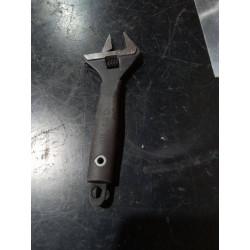 LLAVE INGLESA