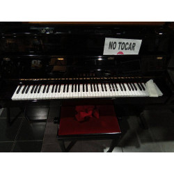 PIANO YAMAHA C110A CON BANQUETA Y ACC