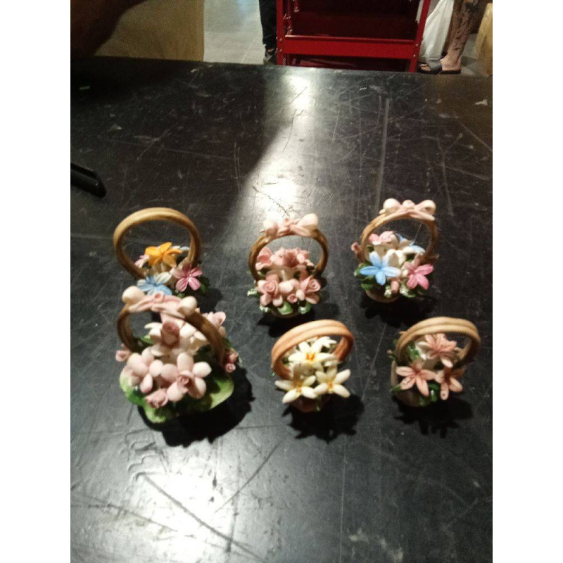 LOTE 6 CESTITOS PORCELANA CAPODIMONTE 