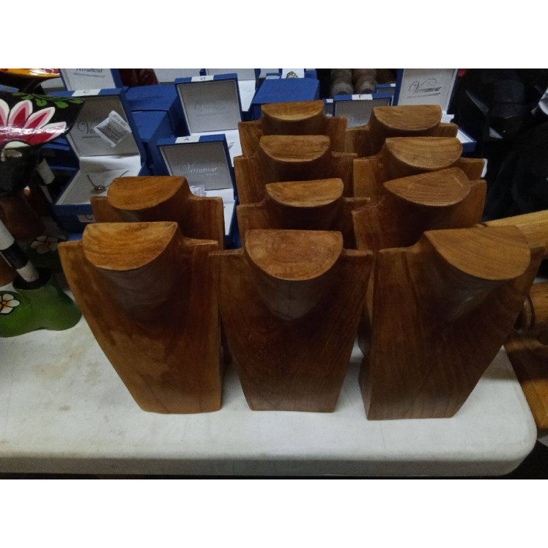 BUSTO MADERA 25CM