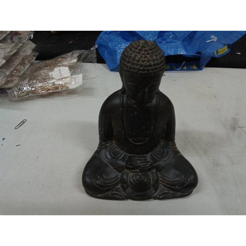 BUDA SENTADO 