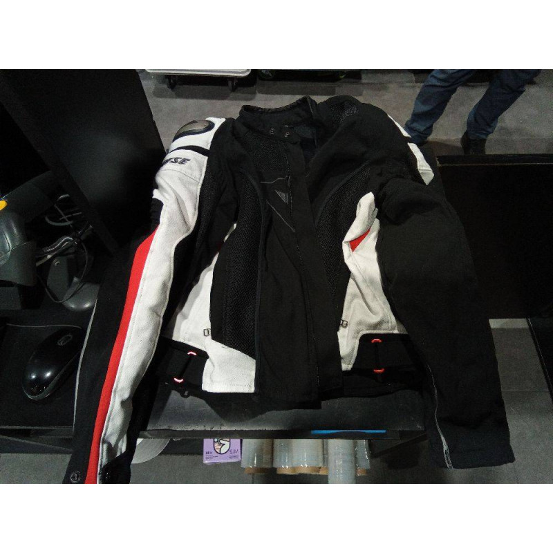 CAZADORA DAINESE T.48+PROTECCIONES