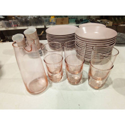 JARRA CON VASOS