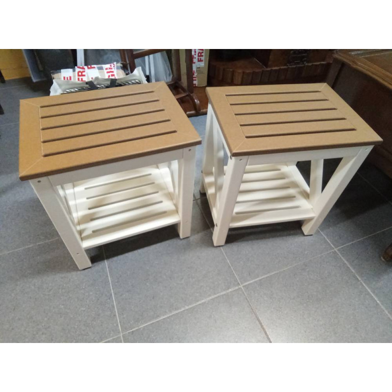 MESITA BLANCA Y MADERA