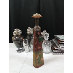 FIGURA MUJER ALTA