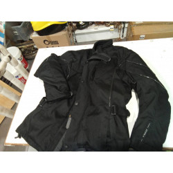 CAZADORA HELD CON PROTECCIONES