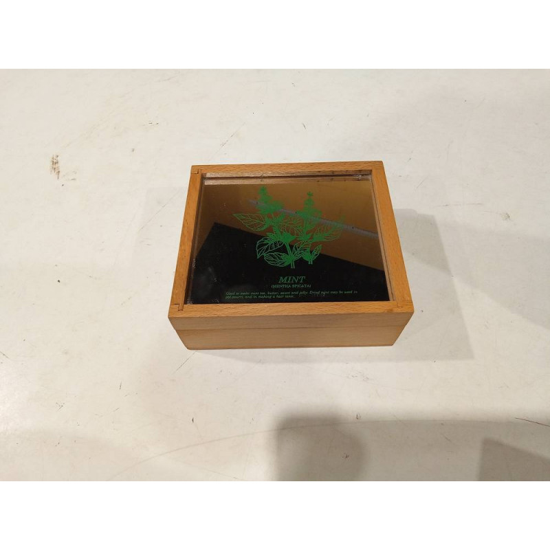 CAJA MENTA