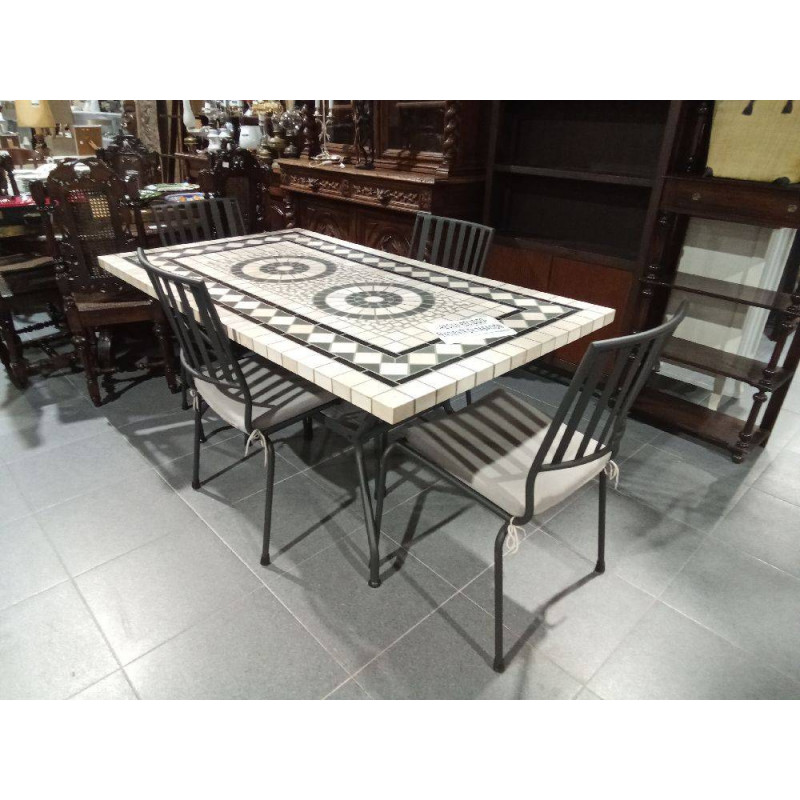 MESA AZULEJADA 160X90 + 4 SILLAS