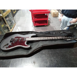 GUITARRA ELÉCTRICA