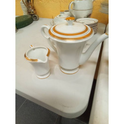 CAFETERA + LECHERA