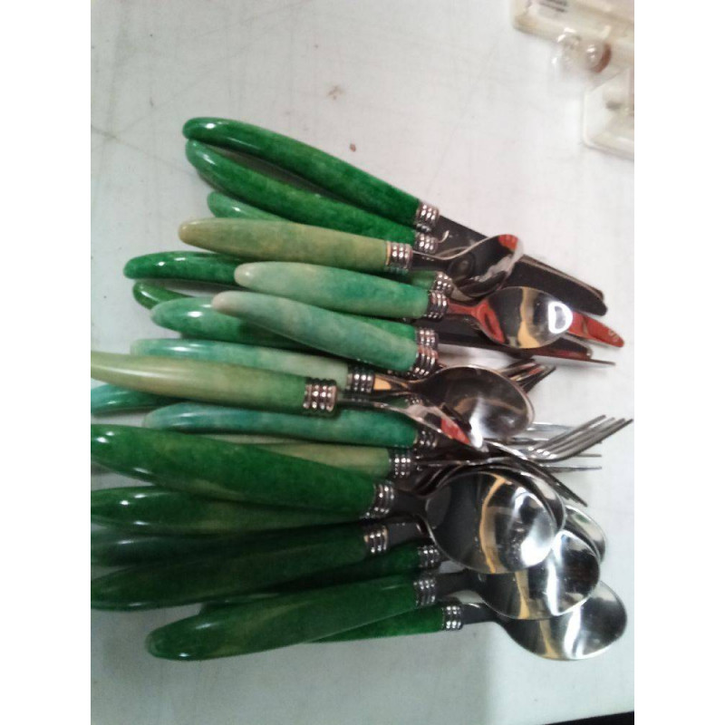 24 CUBIERTOS MANGO VERDE