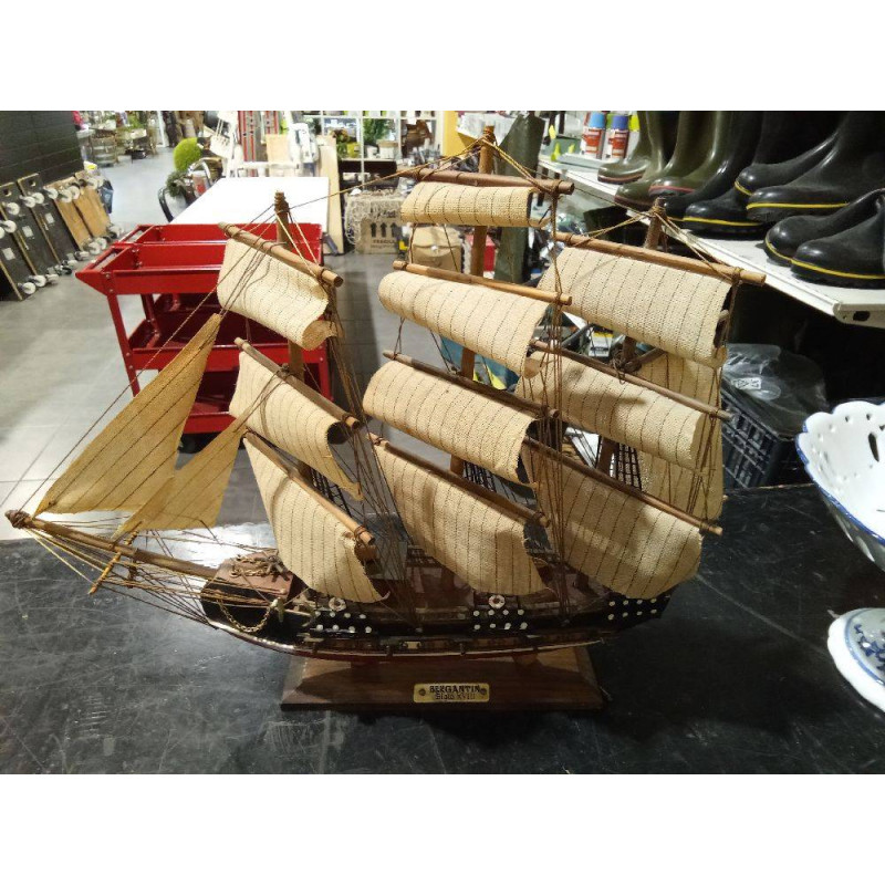 BARCO BERGANTIN SIGLO XVIII