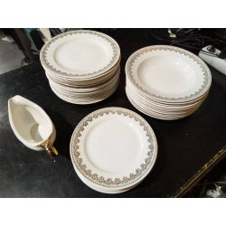 CONJUNTO PLATOS ROYAL CHINA...