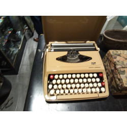 MAQUINA ESCRIBIR PORTATIL SMC