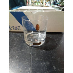 JUEGO 6 VASOS TALLADOS