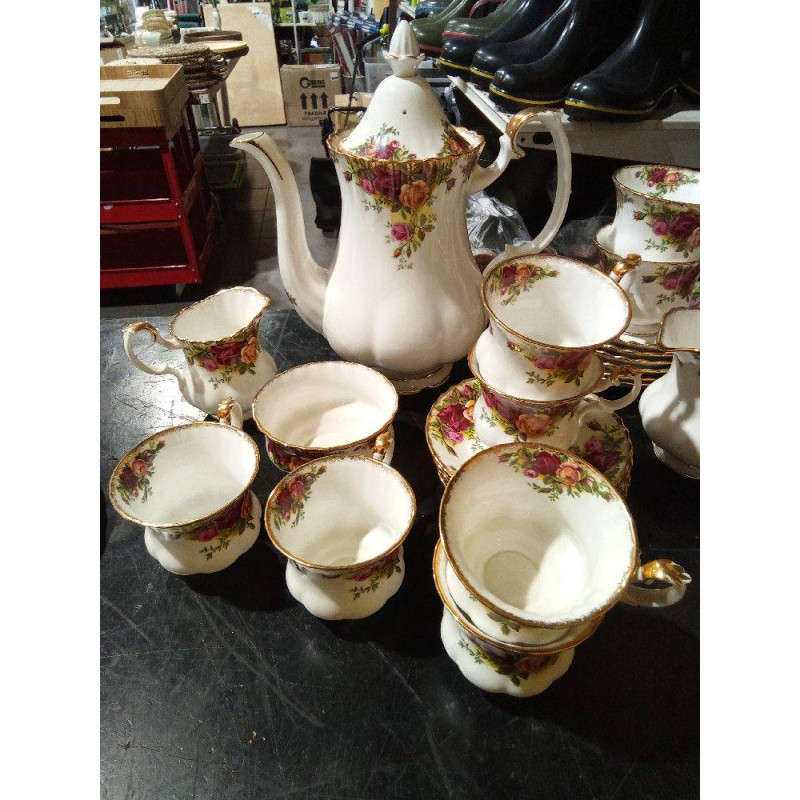 JGO CAFE ROYAL ALBERT